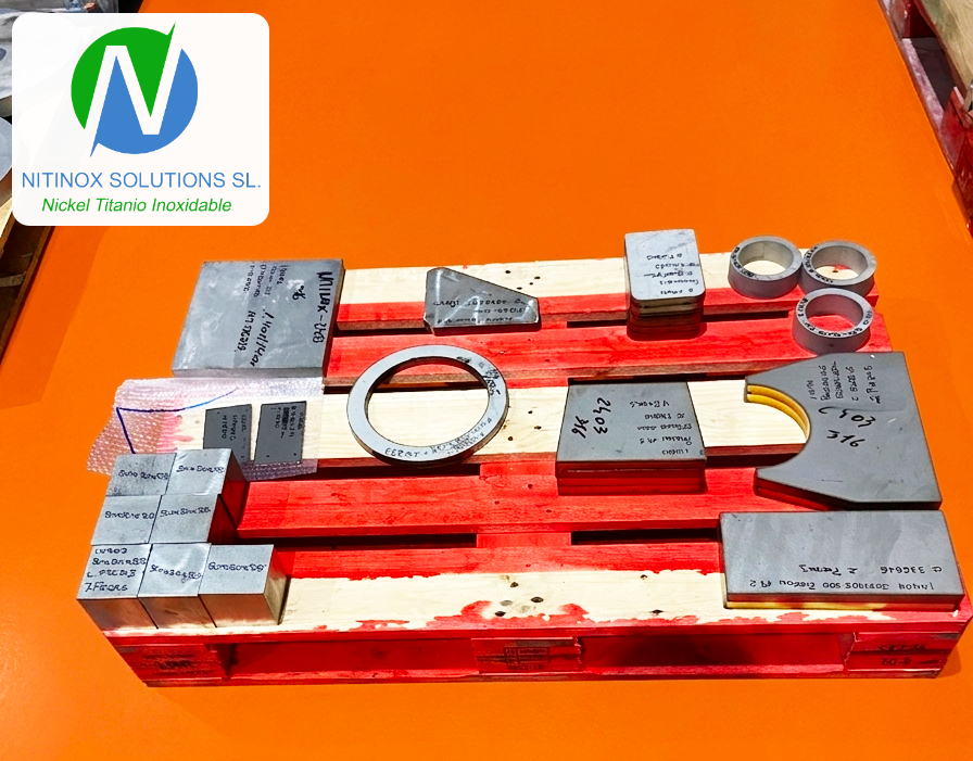 Stainless steel shaped parts in 1.4462, AISI 316L, and 304L, cut by plasma and waterjet according to our customers' specifications.